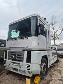 Trattore Stradale Renault Magnum 480