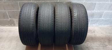 DUNLOP GRANDTREK PT30 225 60 18  Set 4 pneumatici