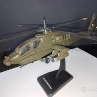 Elicottero Apache Ah 64 New Ray scala 1/55