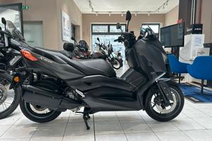 Yamaha X-Max 300