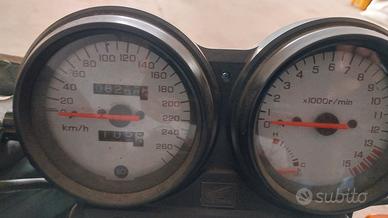 honda hornet 600 anno 2002