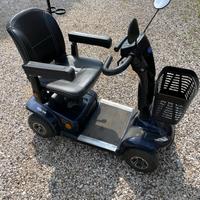 Scooter / sedia elettrica per anziani