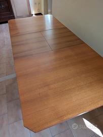Tavolo in teak anni 60s