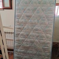 Materasso singolo come nuovo 