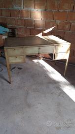 Scrittoio legno antico XX sec. con fregi a mano