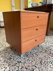 Cassettiera / comodino