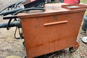 Saldatrice a filo continuo 380