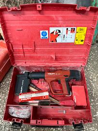 Spara chiodi hilti