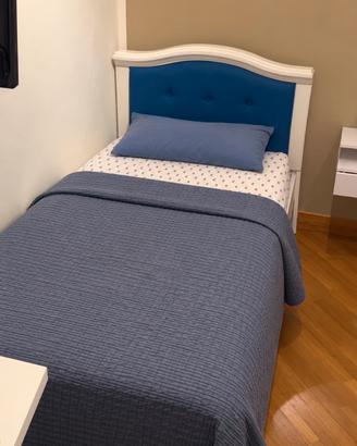 Letto singolo completo di rete e materasso