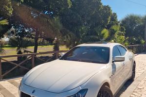 Maserati Ghibli V6 Diesel 275 CV