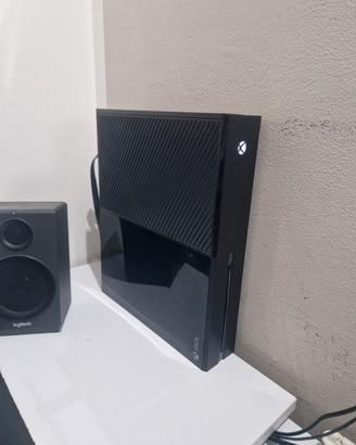 xbox one con simulatore di guida logitech