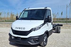 IVECO DAILY 35C18 NUOVO MOTORE 3.0 A TELAIO