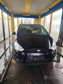 Ford Smax 5 posti sul libretto omologata 7 posti 