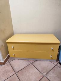 cassettiera camera bambino bambina gialla 