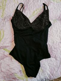 Costume nero lucido laminato