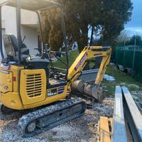 Escavatore komatsu pc 16