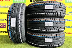X4: Invernali 215/65R16 98H -TOYO- al 85% e 95%