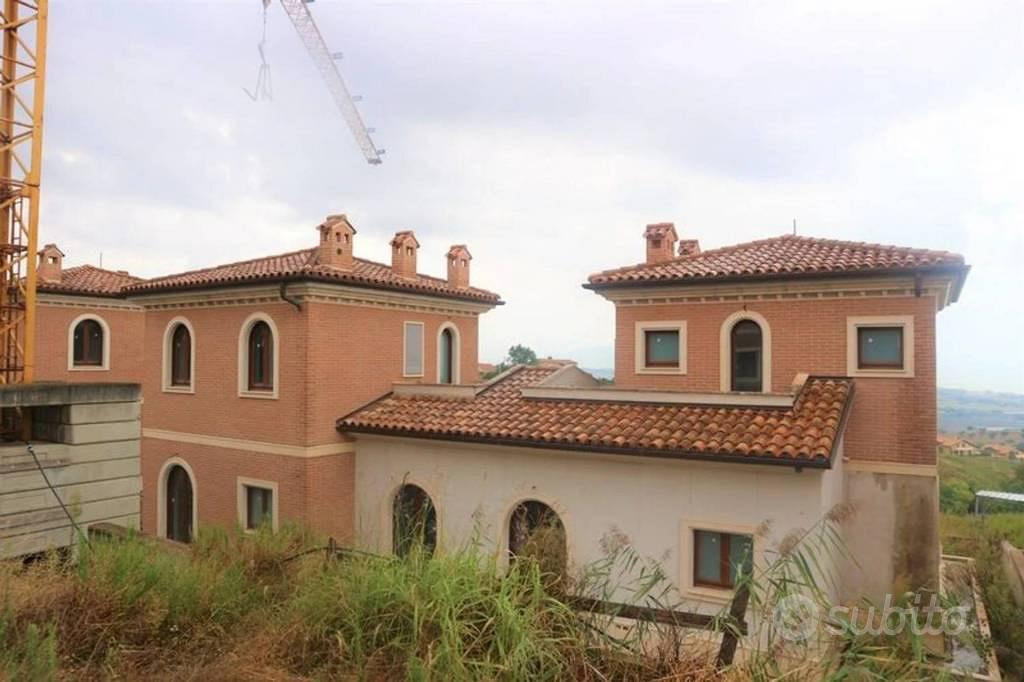 Immobile in asta di 4564160 m² a Potenza Picena - Vista 3