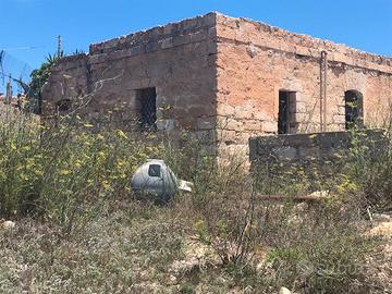 Rudere con terreno a Lampedusa