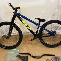bici dirt/mtb GT LA BOMBA PRO