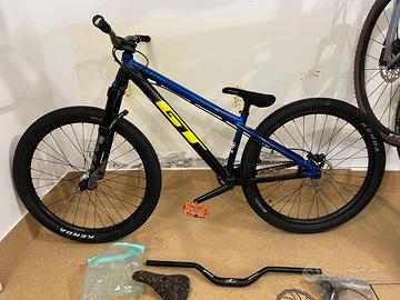 bici dirt/mtb GT LA BOMBA PRO