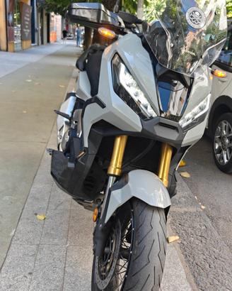 Honda X-adv 750