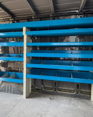 Scaffale omologato, furgone Volkswagen Mercedes
