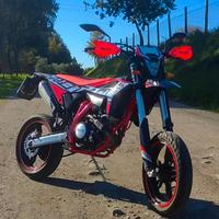 Beta RR 125 4T + scarico completo LeoVince