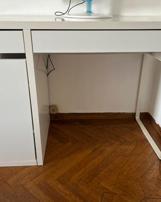 scivania ikea
