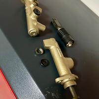 Pompa freni e pompa frizione Ate