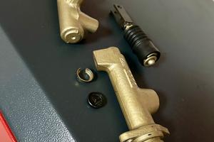 Pompa freni e pompa frizione Ate