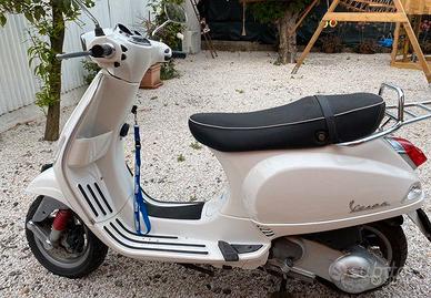 Vespa 150 i.e.s anno 2009