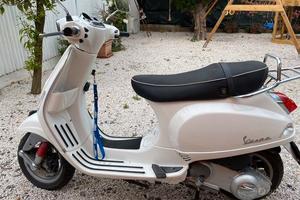 Vespa 150 i.e.s anno 2009