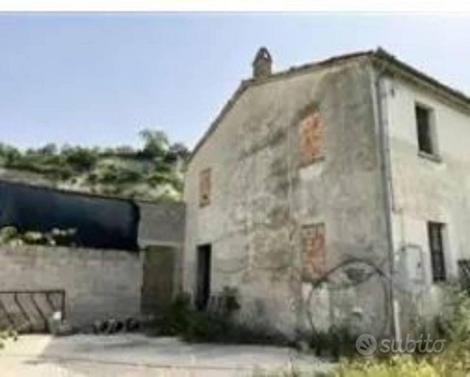 Immobile in asta di 528 m² a Tavoleto - Vista 2