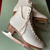 Pattini ghiaccio artistico Roces