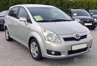Ricambi toyota corolla verso
