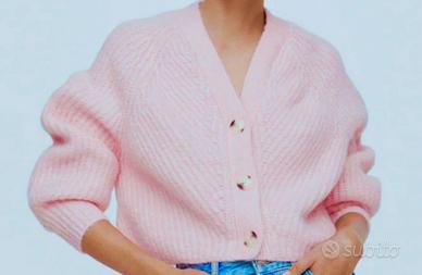 Cardigan CROP TOP rosa con bottoni
