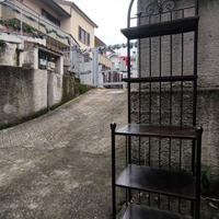 MOBILE FERRO BATTUTO