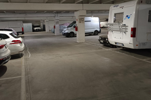 Posto auto/furgone - grande coperto