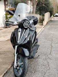 Beverly 250