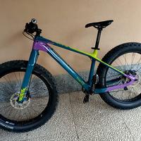 Canyon Dude CF 8.0 