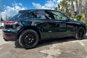 Porsche Macan 2.0 04/2021