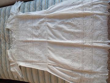 Corredo biancheria della nonna.