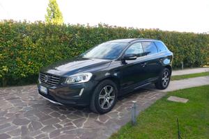 Volvo XC60 2.0 d3 Kinetic 136cv geartronic