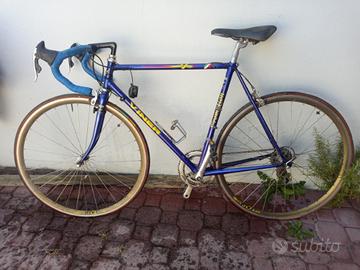 Bici corsa Viner cambio Campagnolo