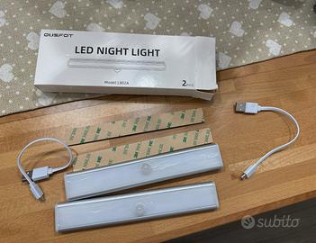 Set Luci con Sensore per Armadio Guardaroba