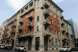 NEGOZIO A TORINO