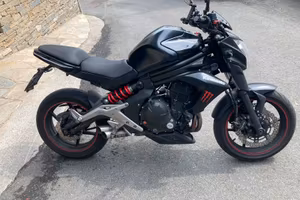 Kawasaki er6n (A2)