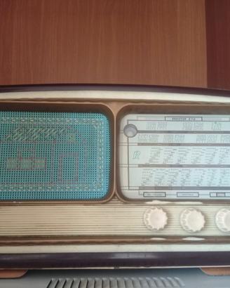 Coppia Radio d'Epoca Vintage –Nordmende & Radioson