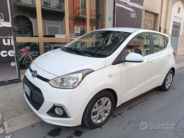 Hyundai i10 1.0 GPL Econext Sound Edition
